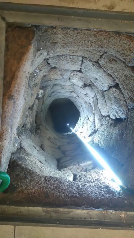 Acre Two Wells Zimmer Экстерьер фото