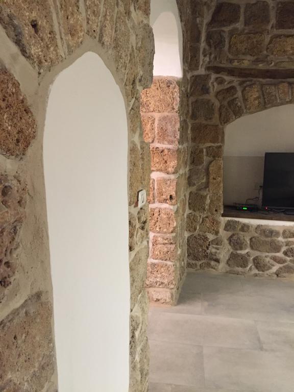 Acre Two Wells Zimmer Экстерьер фото