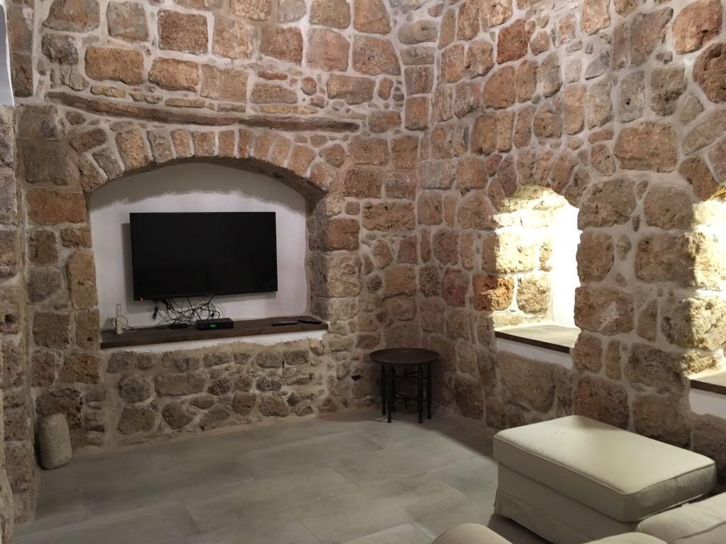 Acre Two Wells Zimmer Экстерьер фото