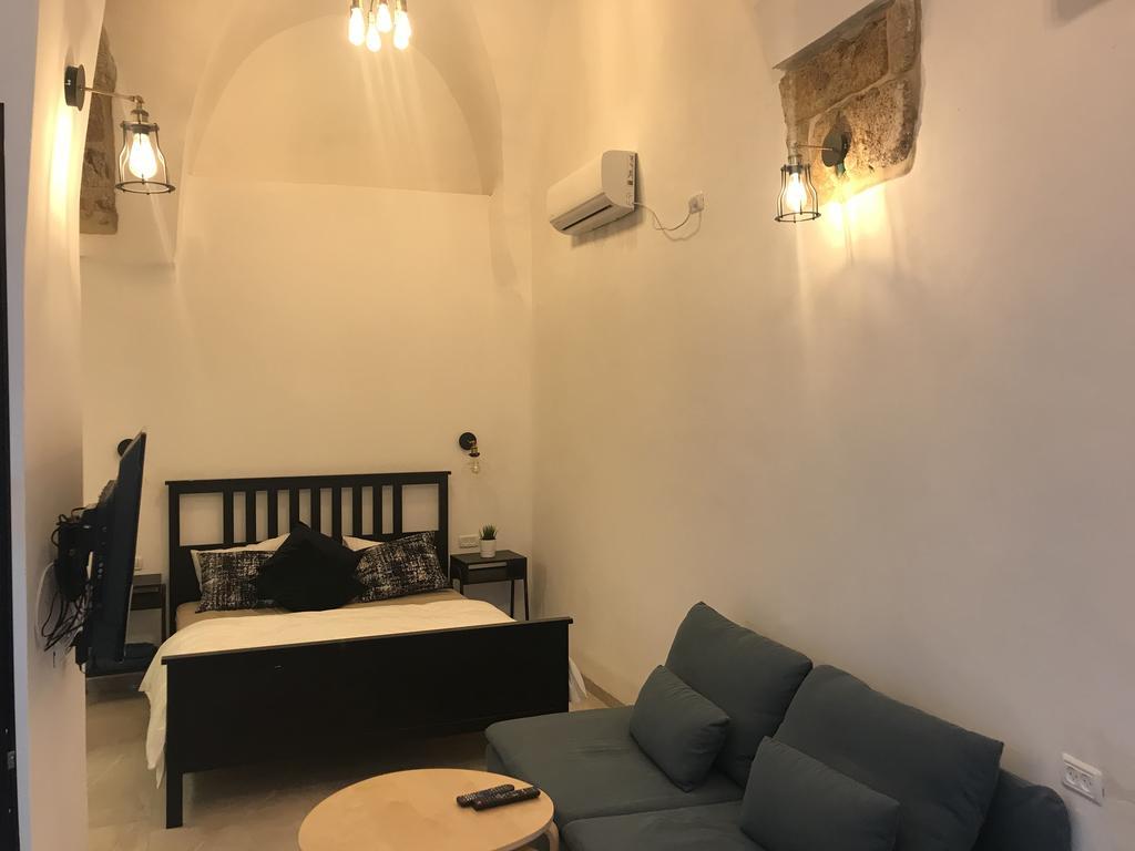 Acre Two Wells Zimmer Экстерьер фото