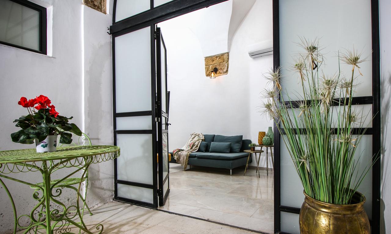Acre Two Wells Zimmer Экстерьер фото